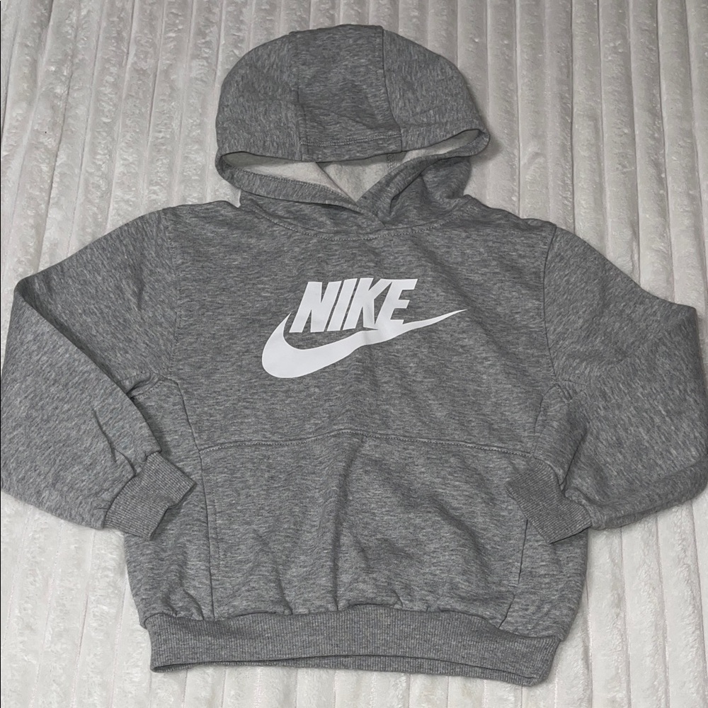 Nike Hoodie | Size 7 / Large Kids